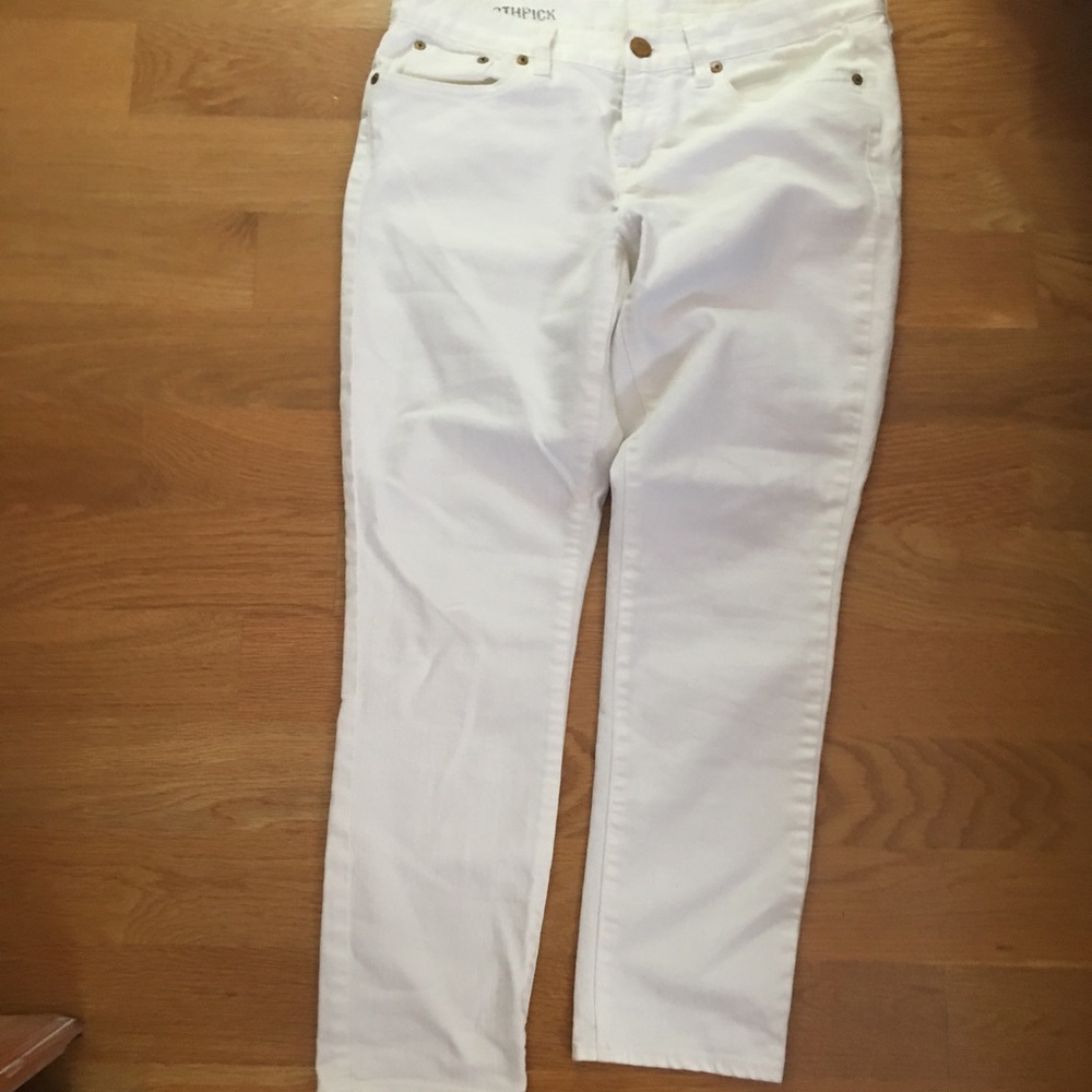 White straight leg